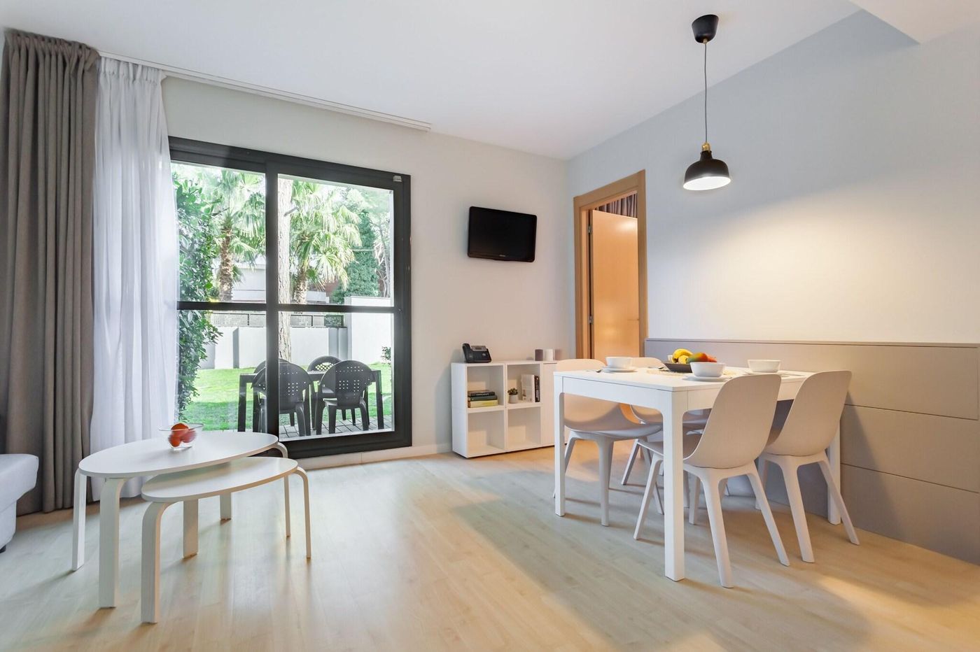 Royal-Marina-Gardens-Room-58