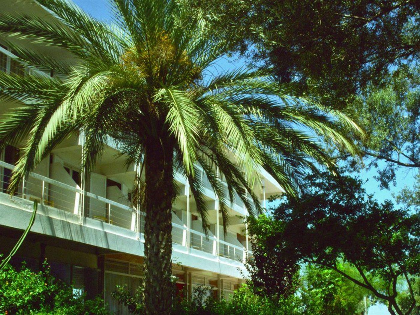 Marathon-Beach-Resort-General-view-9