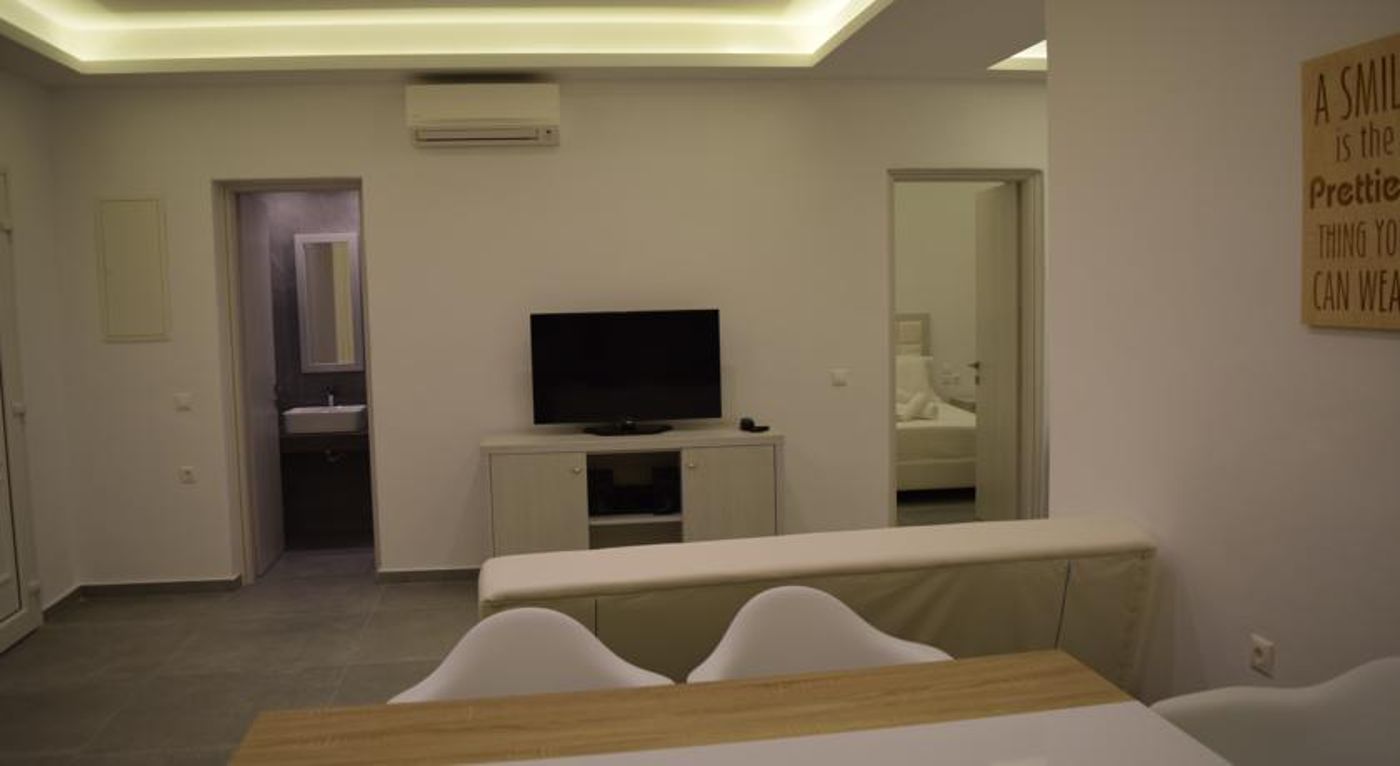 Giannoulaki Aparthotel