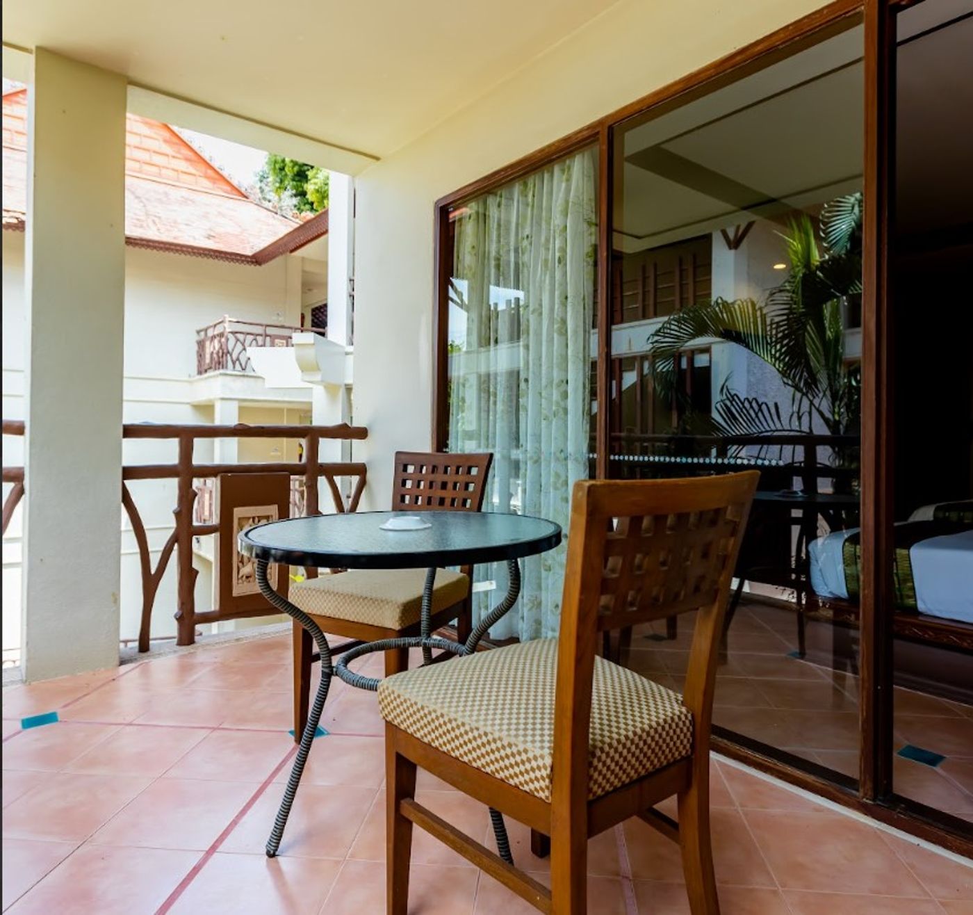 Ao-Nang-Bay-Resort-Room-37