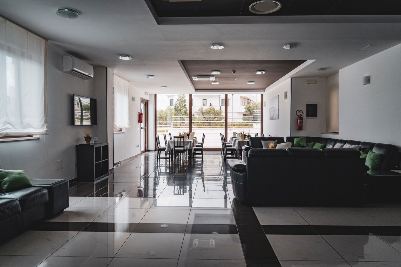 Majesty Alberobello-Italy-ALBEROBELLO-Lobby-7