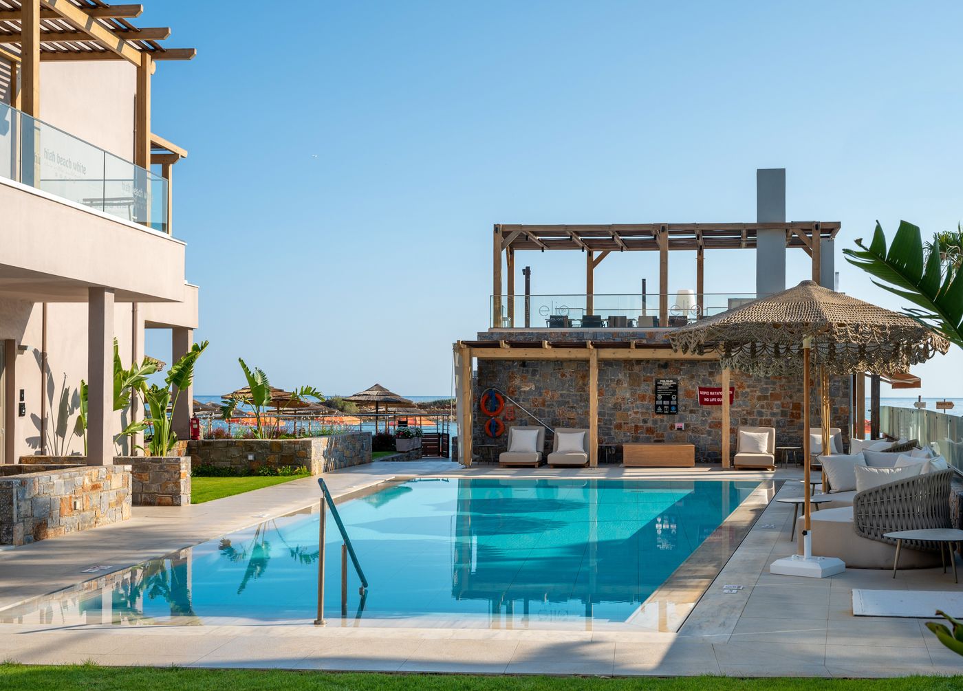 High Beach White - Adults Only