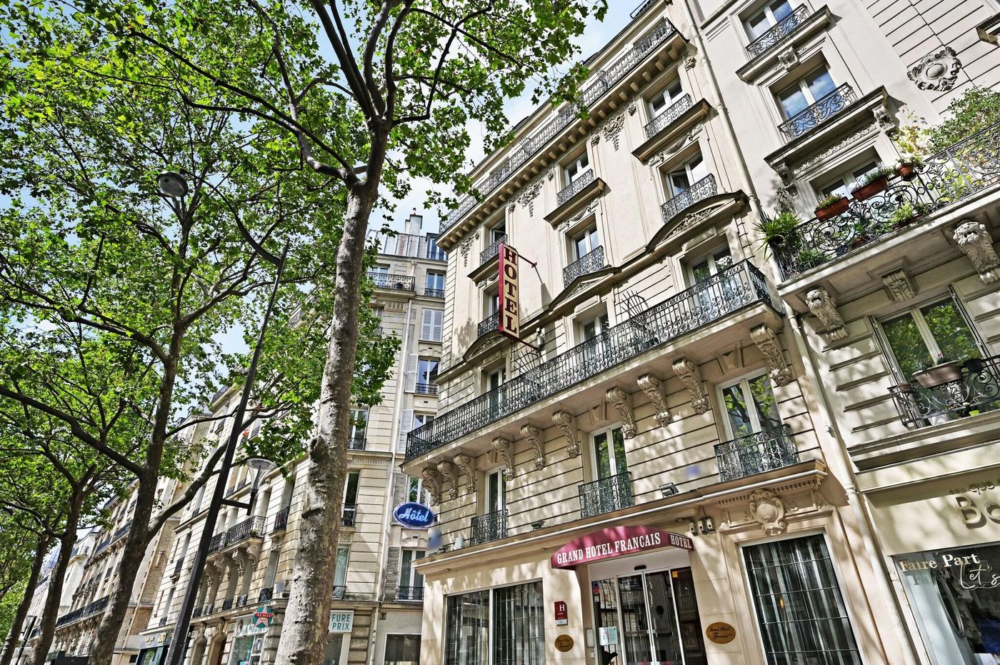 Grand-Hotel-Francais-General-view-1