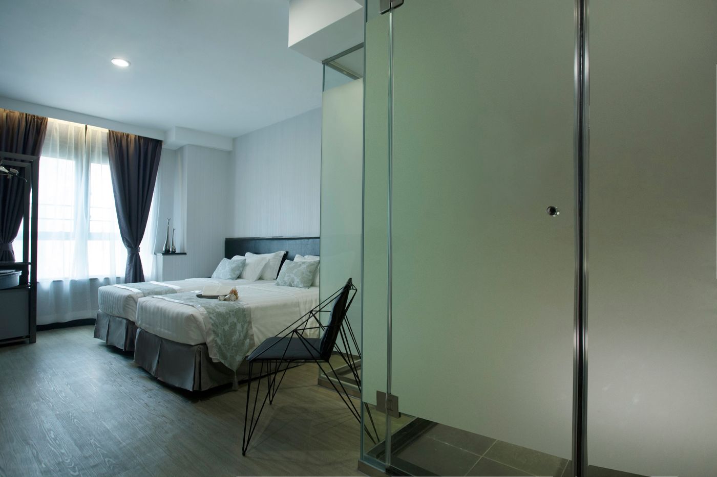 M1-Hotel-North-Point-Room-13