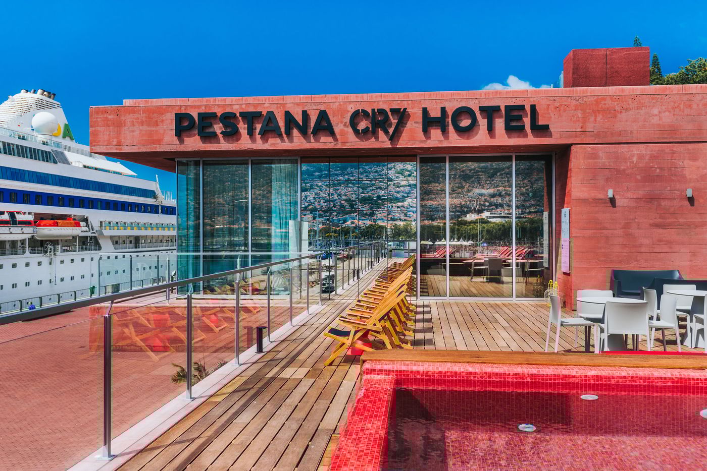 Pestana-CR7-Funchal-Terrace-3