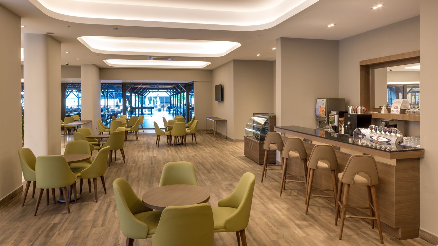 Julian-Club-Hotel-Bar-29