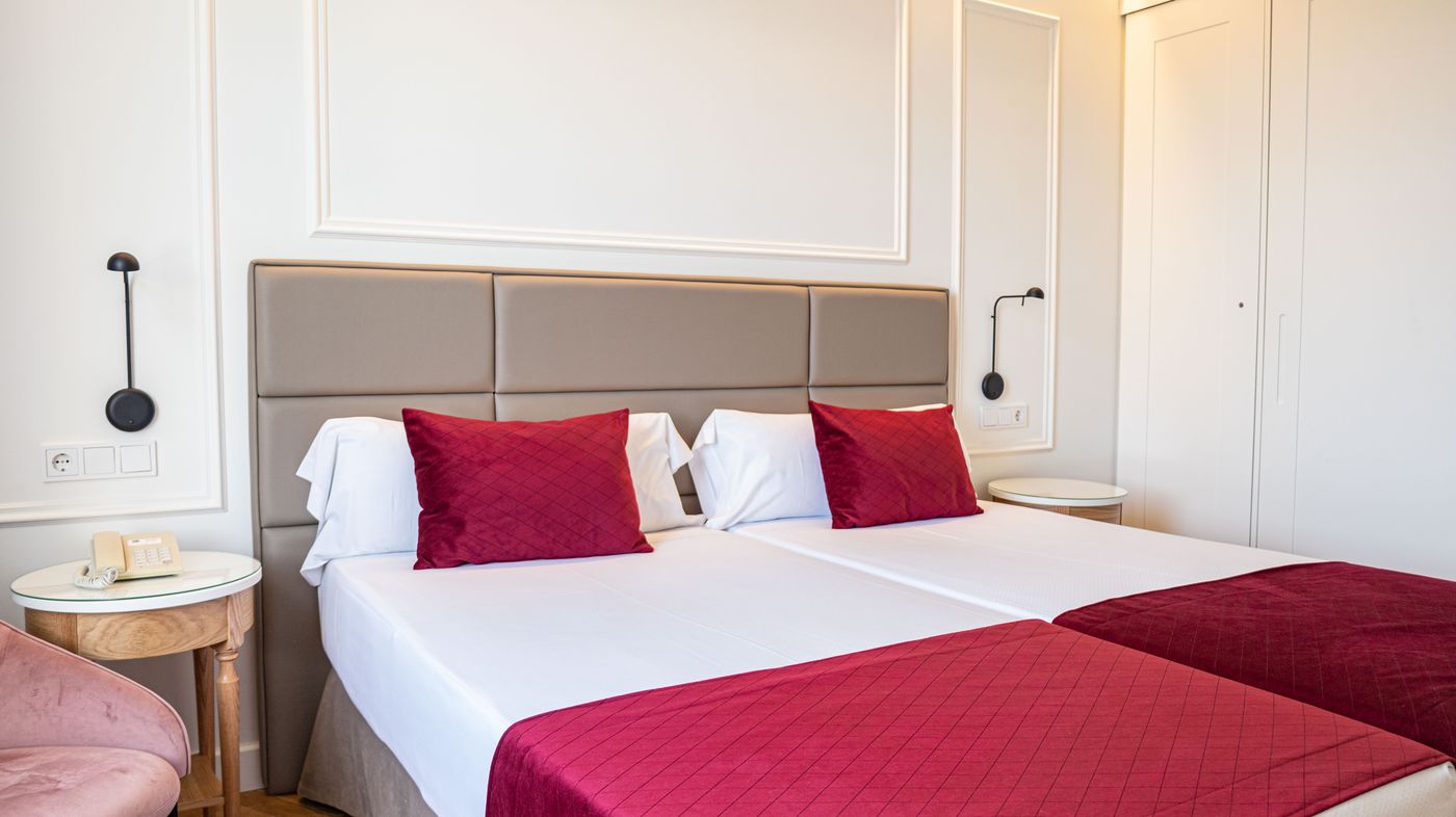 Seth-Port-Mahon-Room-33