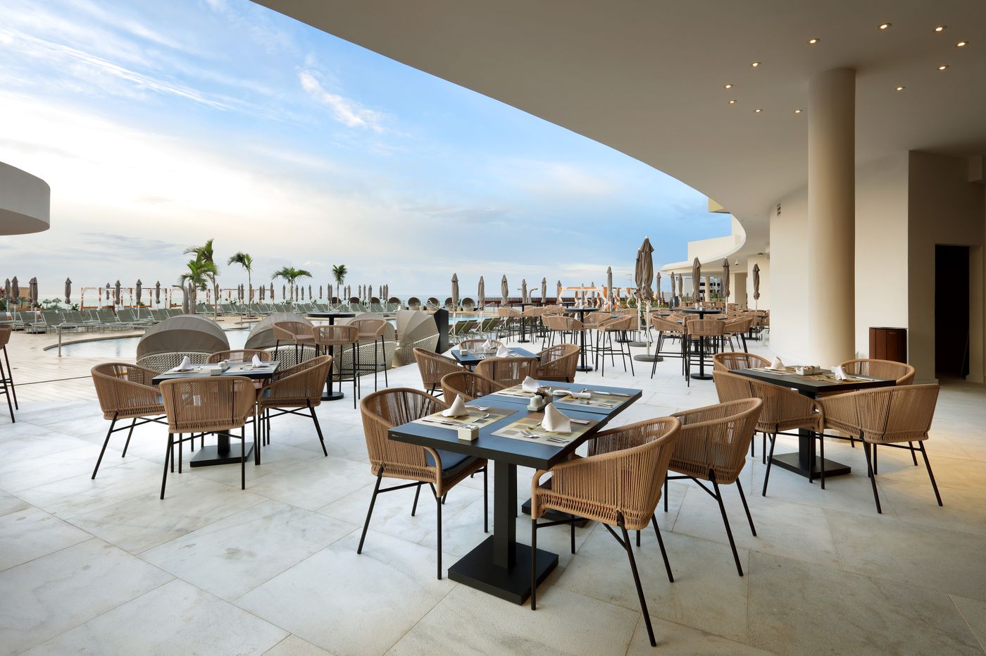 Hard-Rock-hotel-Tenerife-Restaurant-14