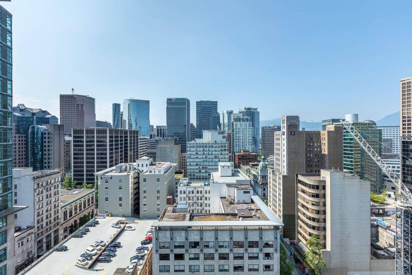 Delta-Hotels-By-Marriott-Vancouver-Downtown-Suites-Room-1