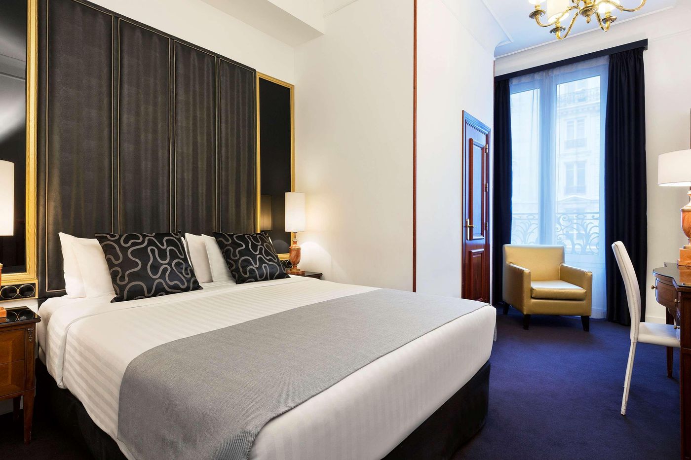 Melia-Paris-Champs-Elys----es-Room-14