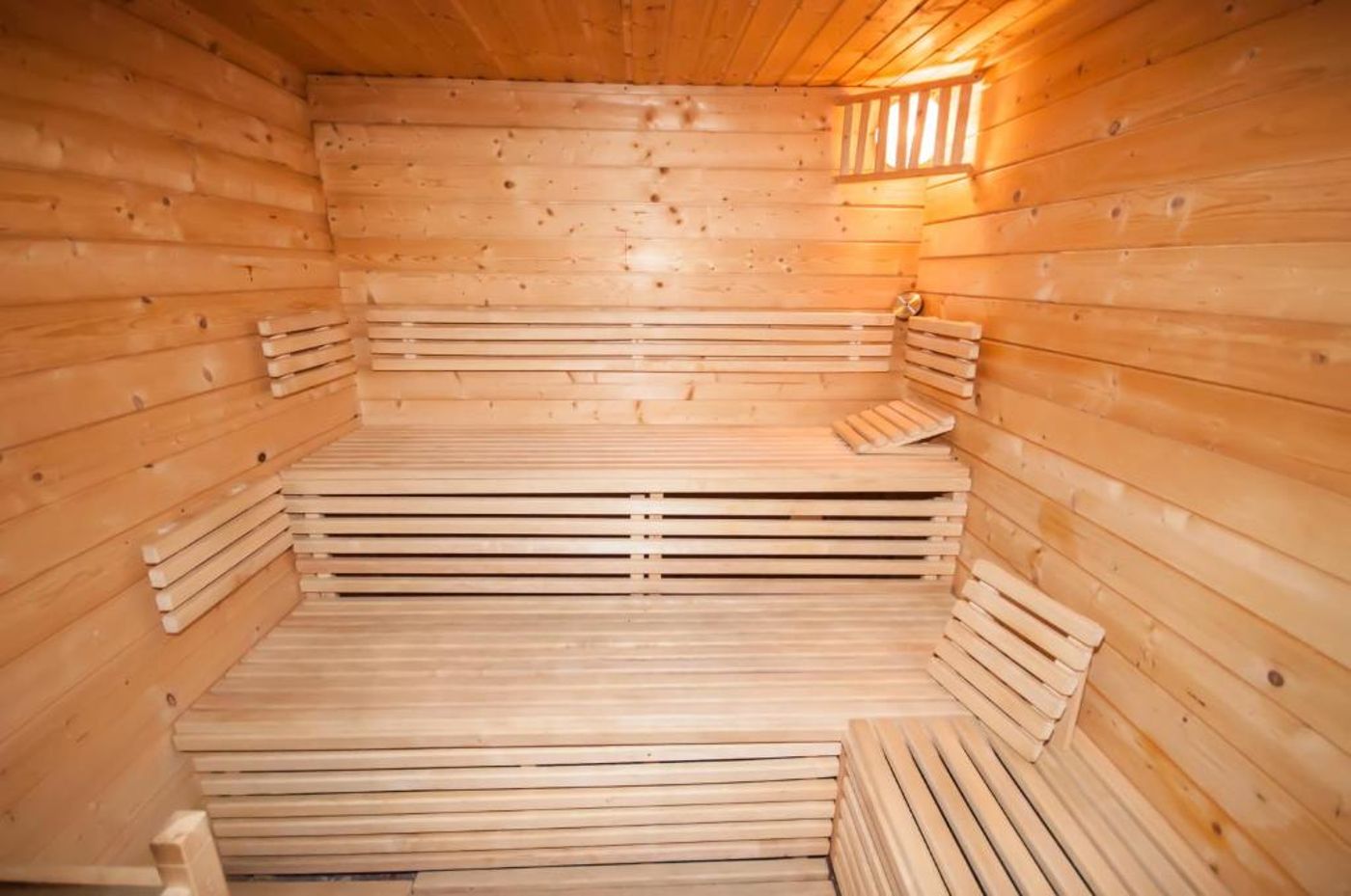 Bozava---Maxim-Sports-and-Entertainment-18