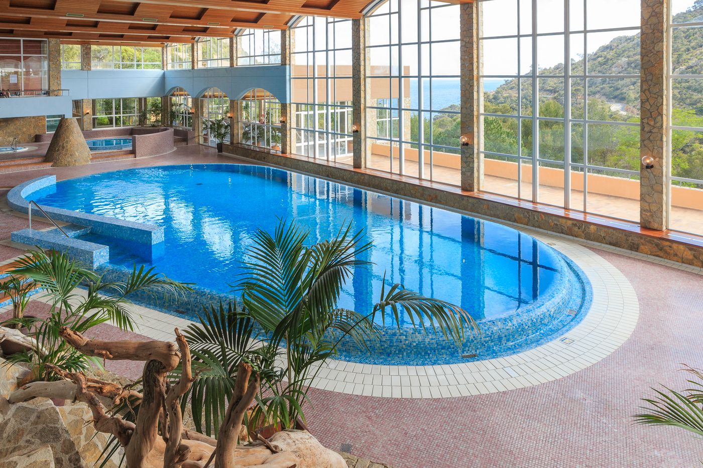 Giverola-Resort-General-view-45