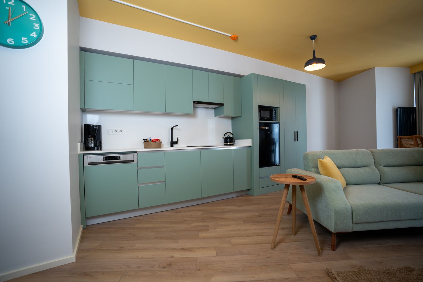 Bird-Nest-Suites-Room-24