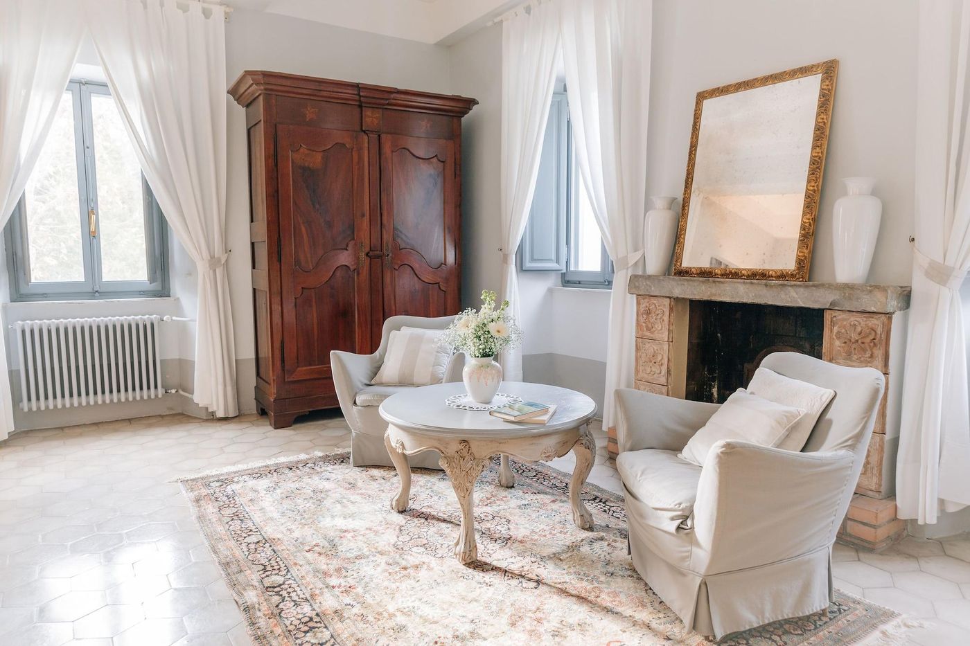 Villa-La-Bianca-Room-2