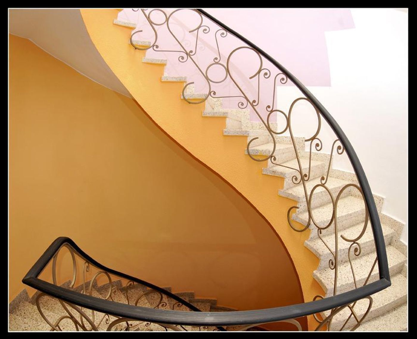 Carel-General-view-9