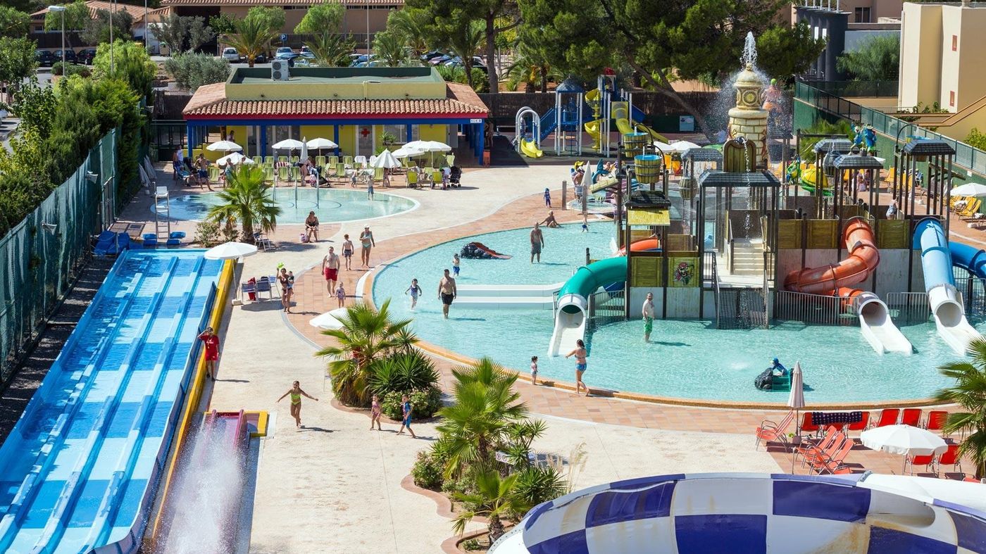 Sirenis Seaview Country Club