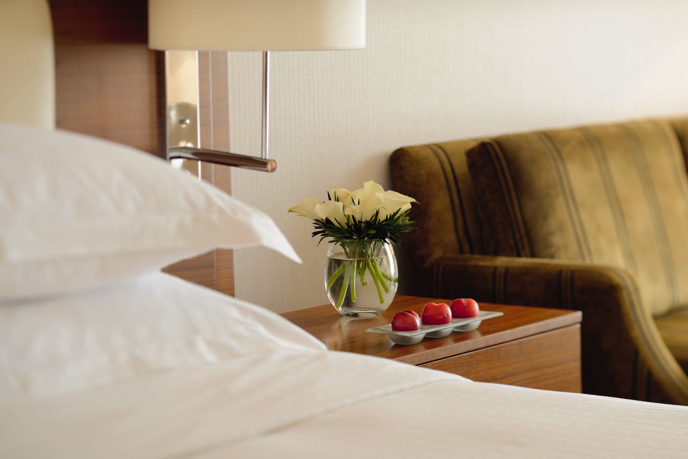 Movenpick-Bur-Dubai-Room-31