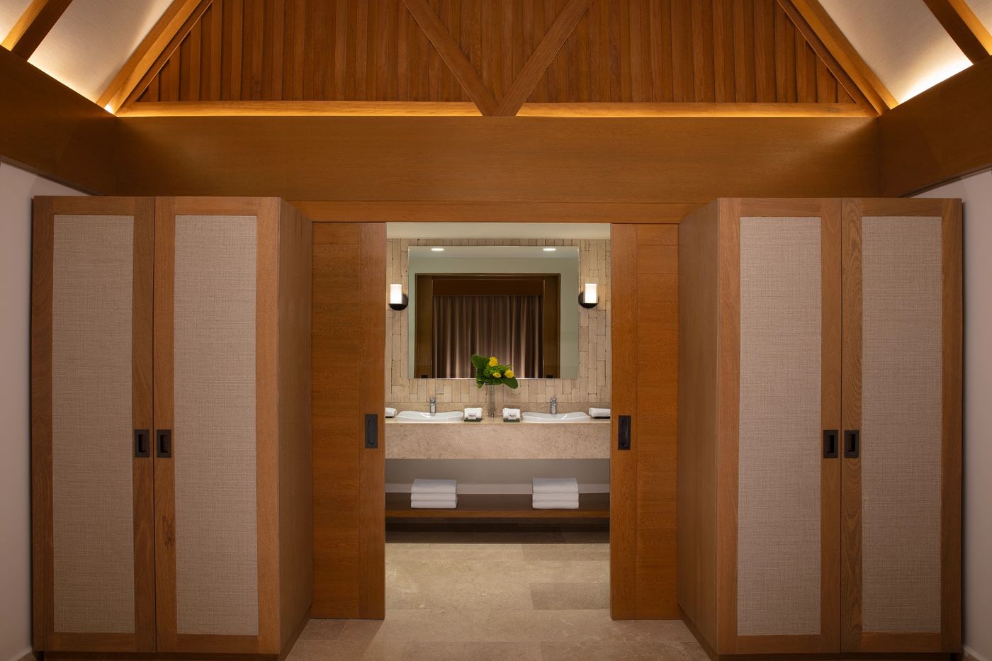 Dreams-Sapphire-Resort---Spa-Room-56