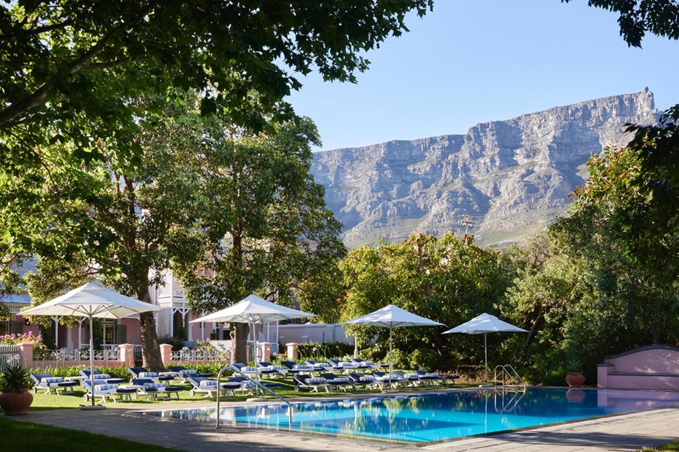 Belmond-Mount-Nelson-Hotel-Pool-62