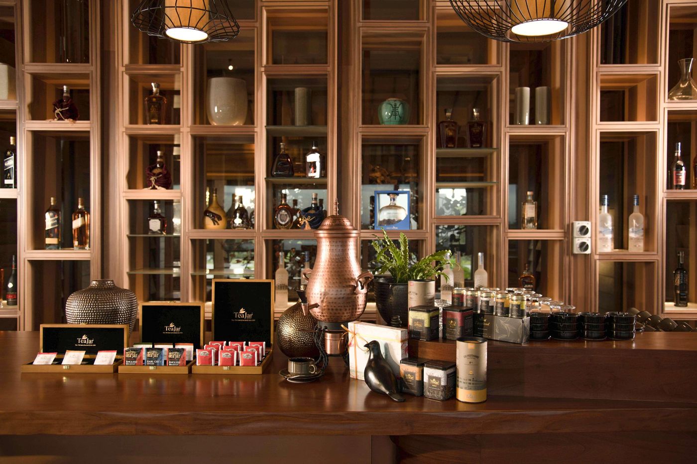 DoubleTree-by-Hilton-Weerawila-Rajawarna-Resort-Bar-58