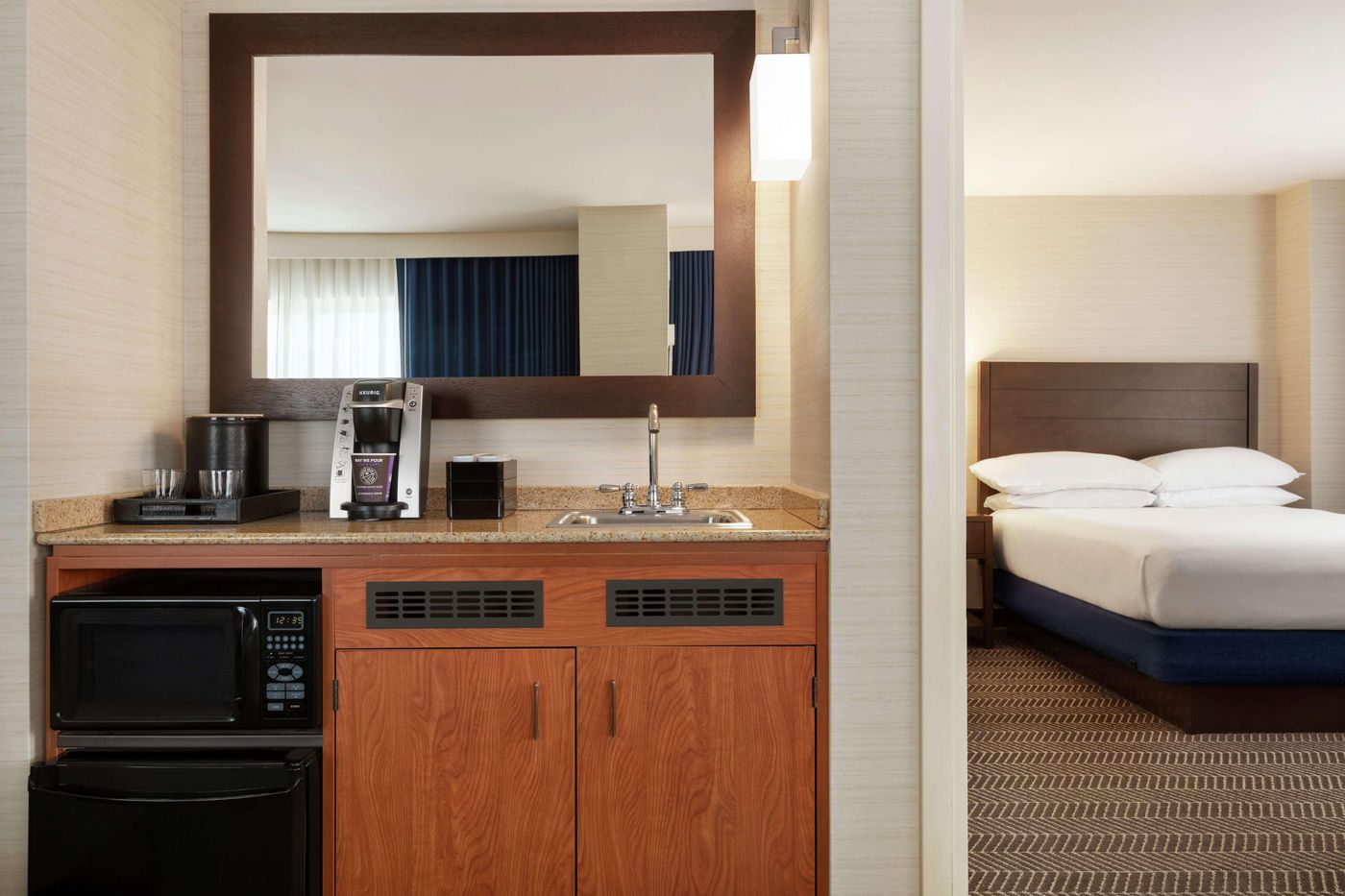 Embassy-Suites-Boston-Logan-Airport-Room-9