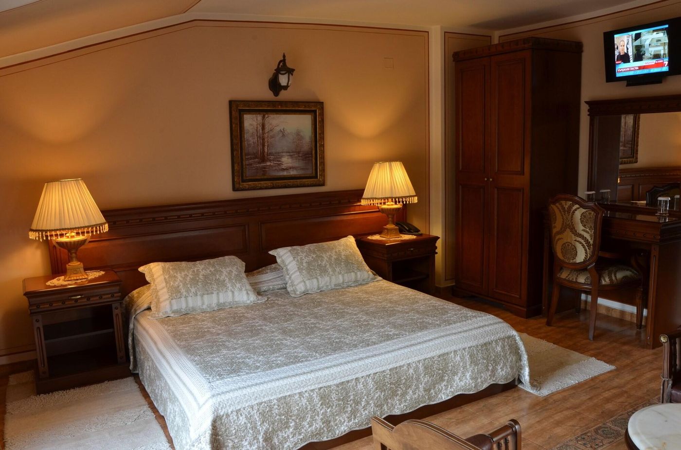 Boris-Palace-Room-21