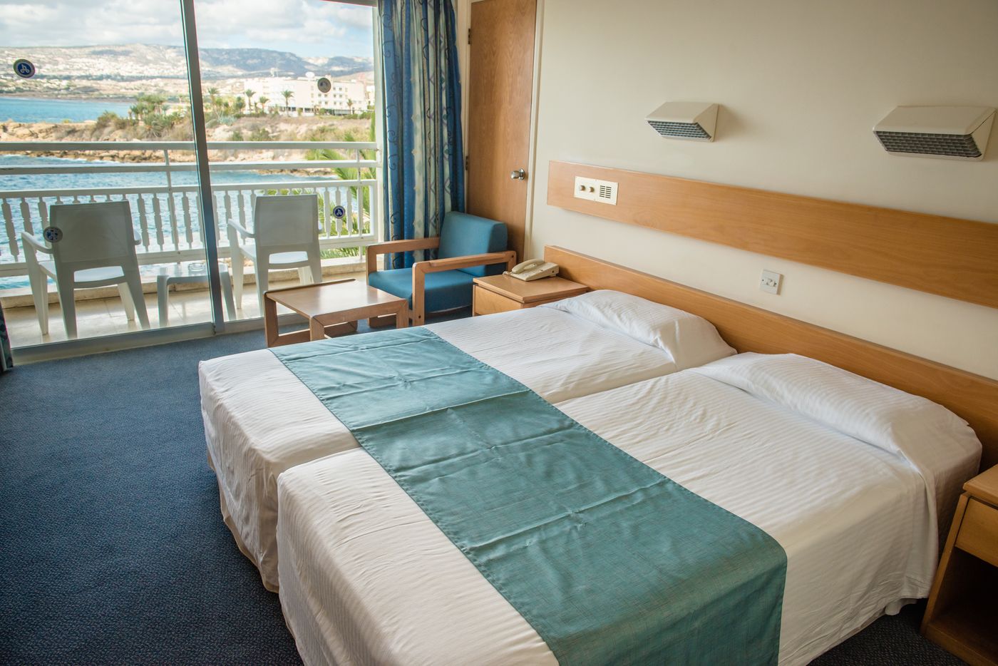 Cynthiana Beach Hotel