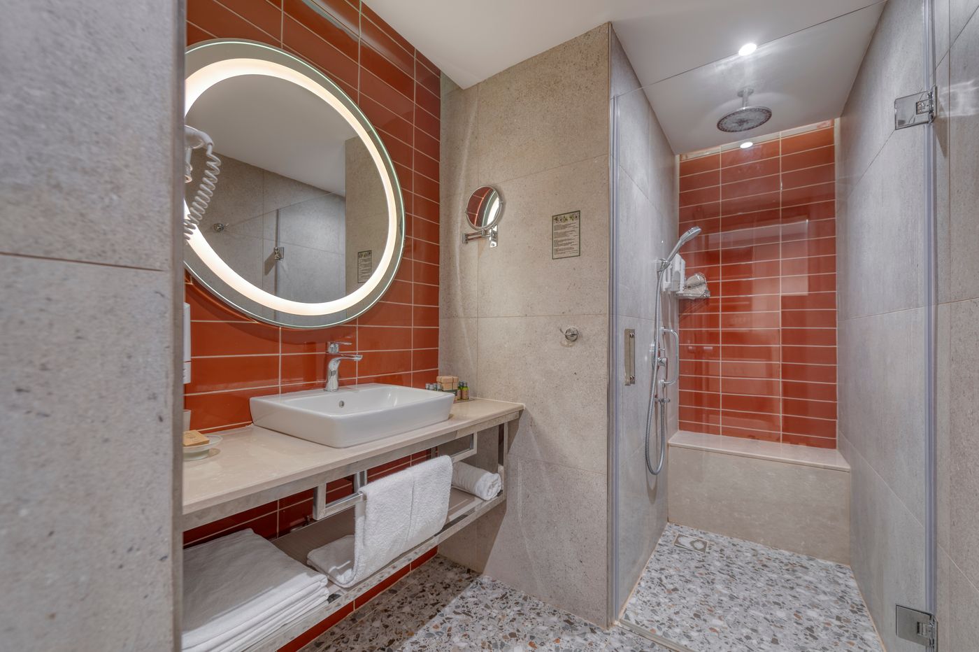 Club-Mega-Saray-Room-52