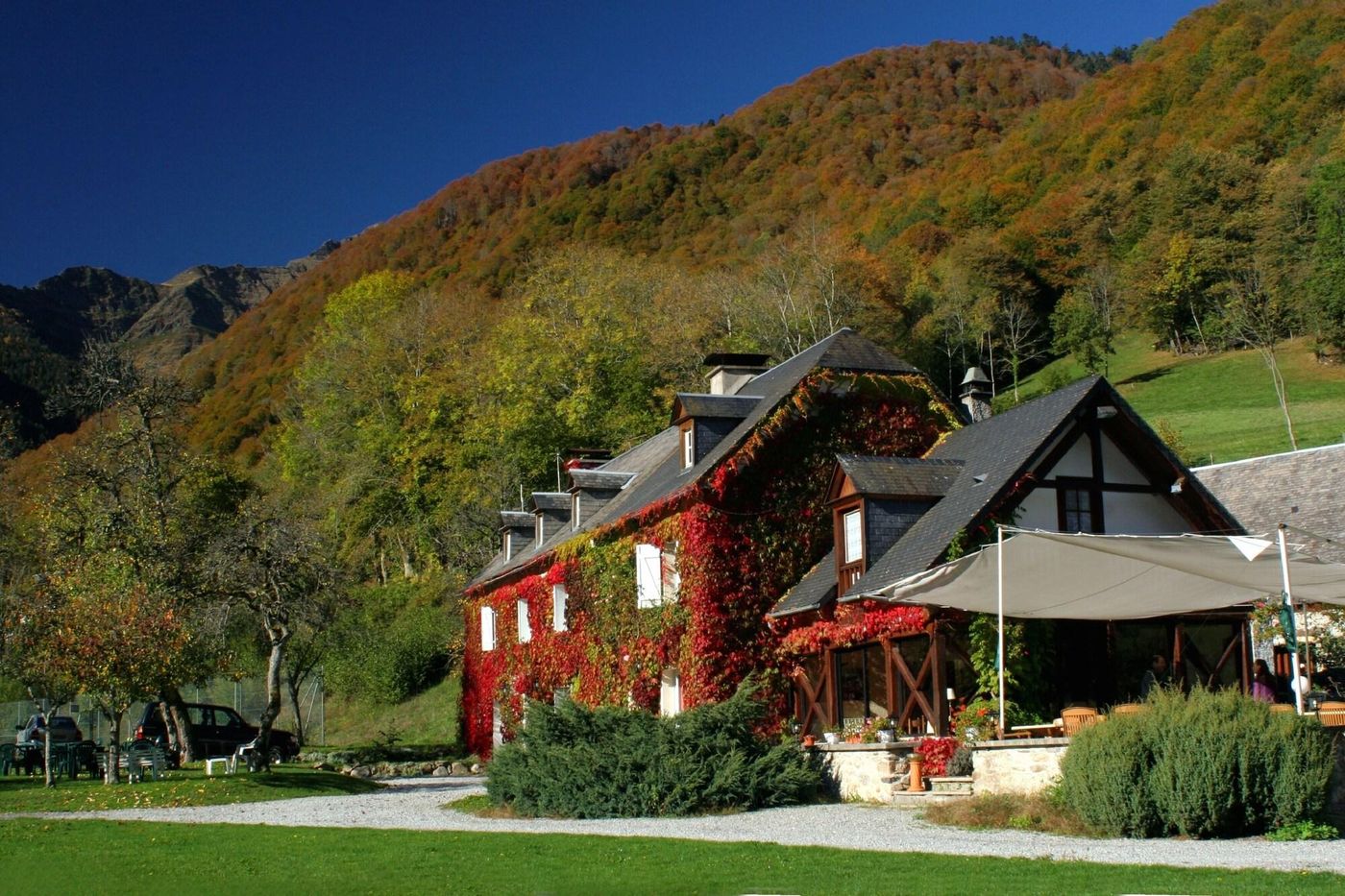 Hôtel Domaine De Ramonjuan-France-BAGNERES-DE-BIGORRE-General view-3