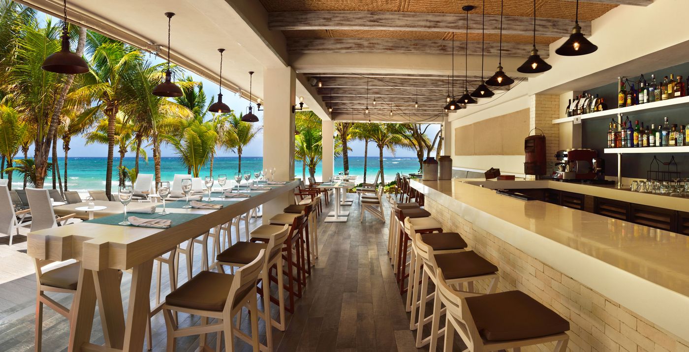 Catalonia-Royal-Tulum---Adults-Only-Bar-25