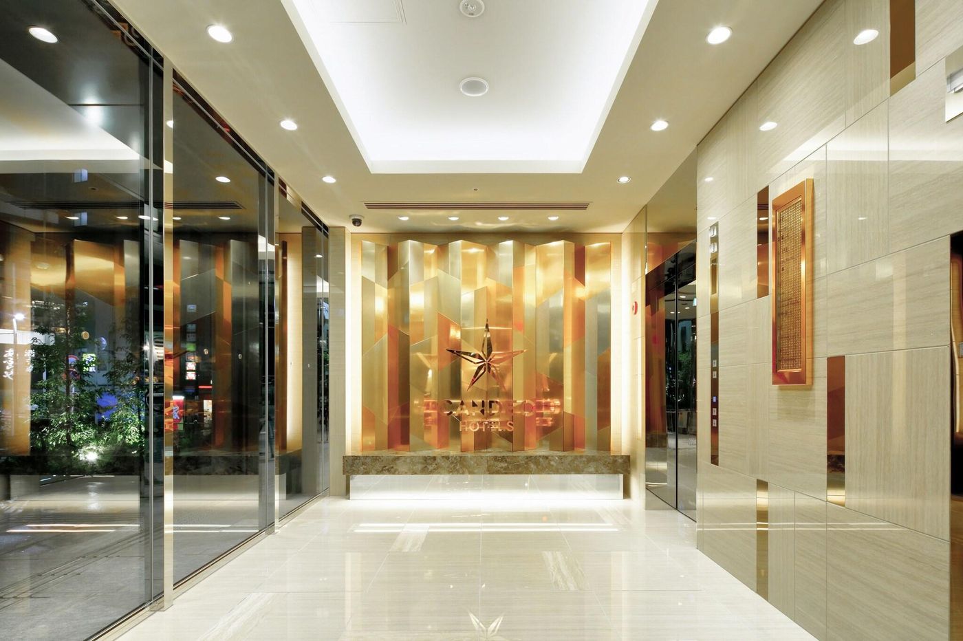 Candeo Hotels Tokyo Roppongi-Japan-Tokyo-Lobby-6