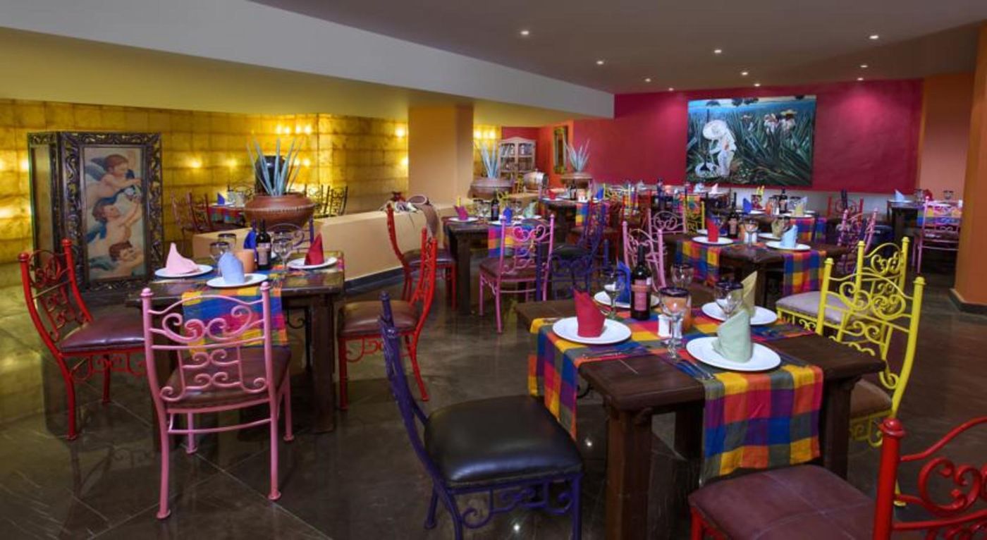 Grand-Oasis-Palm---All-Inclusive-Restaurant-26