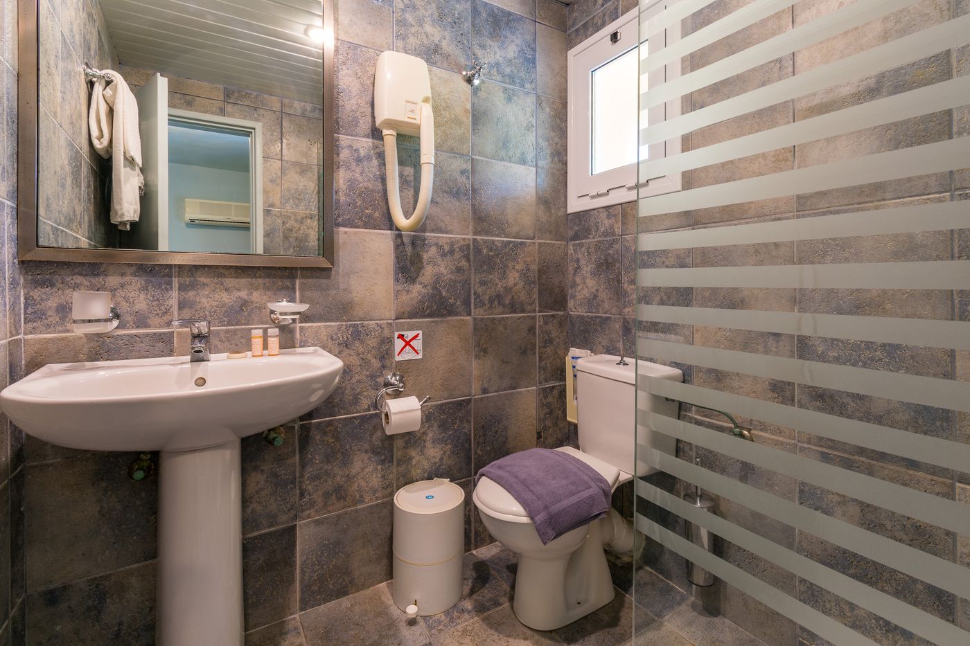 Villa-Yannis-Hotel-Apartments---Suites-Room-52