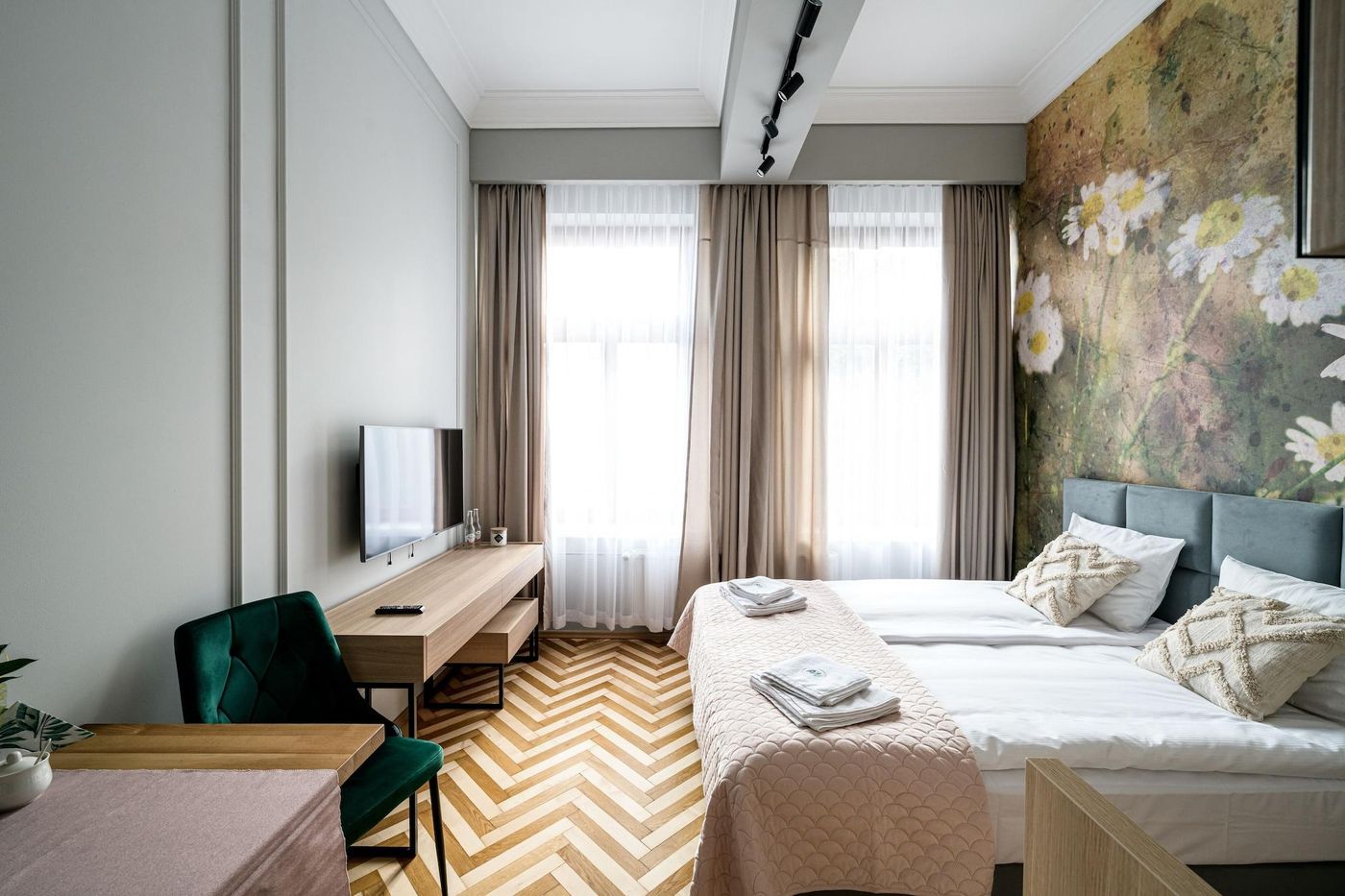 Arts-Apartments-Room-30