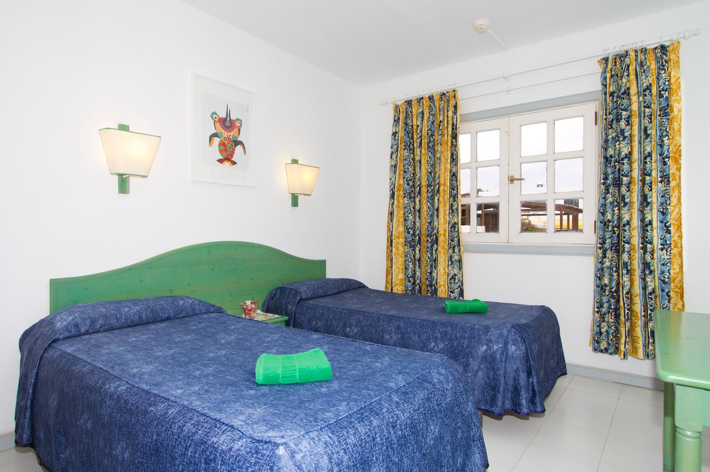 Guinate-Club-Room-14