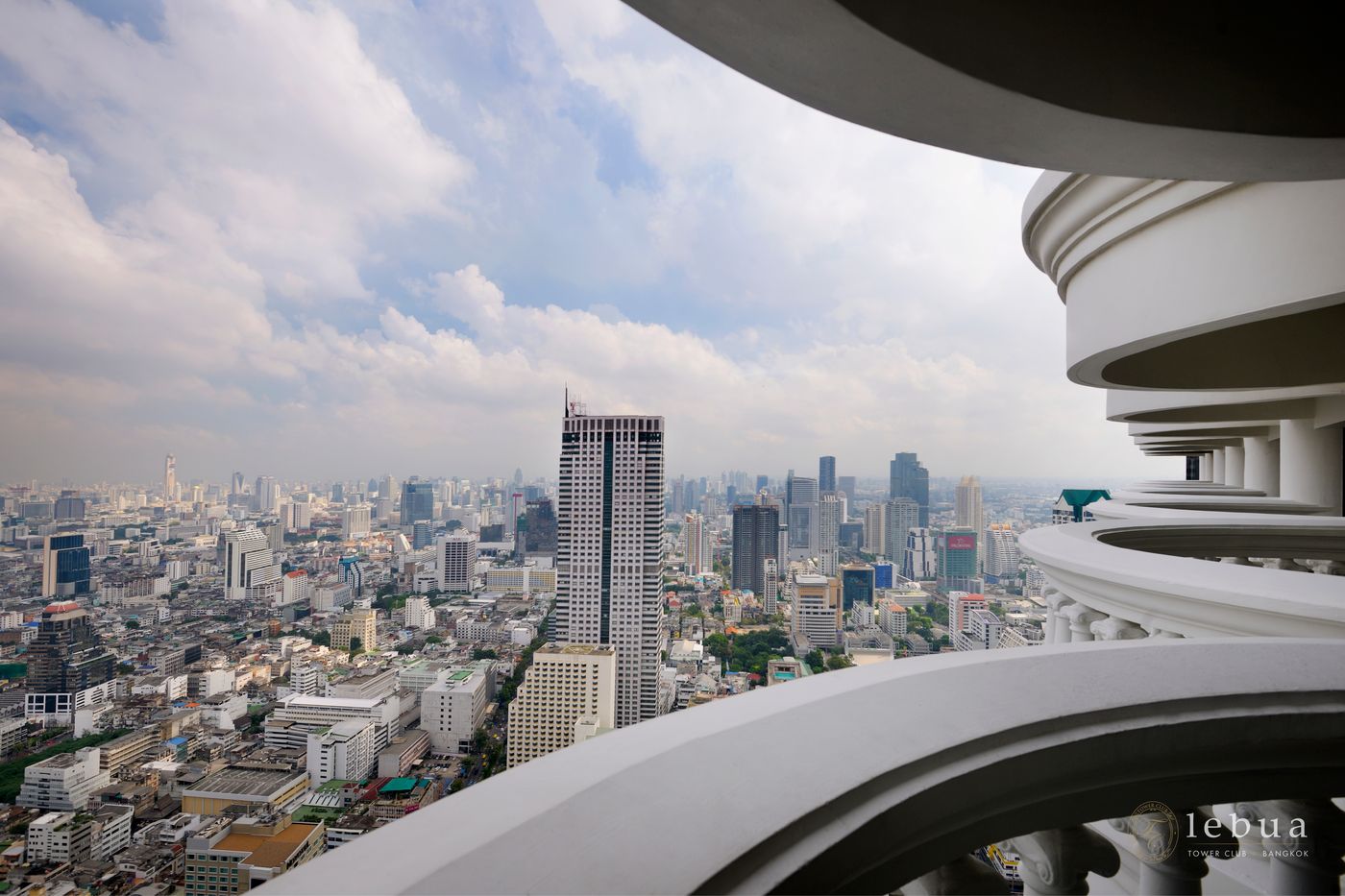 Tower-Club-at-Lebua-Room-27