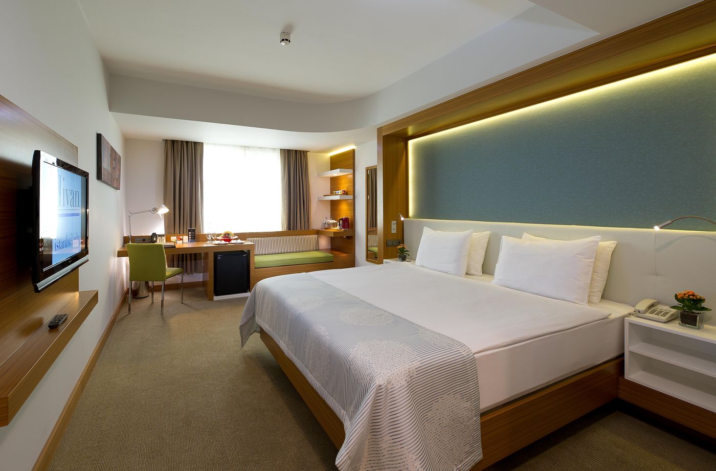 Divan-Istanbul-City-Room-10