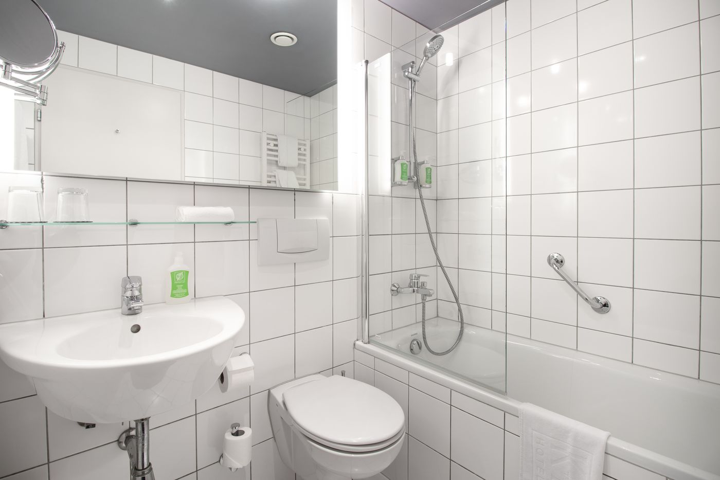 K-K-Hotel-Fenix-Room-45