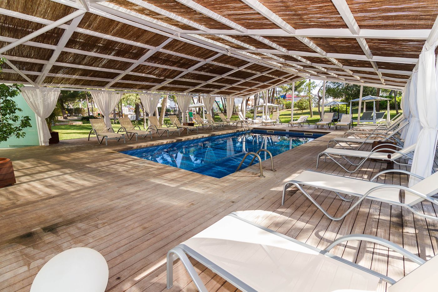 Eix Alzinar Mar - Adults Only