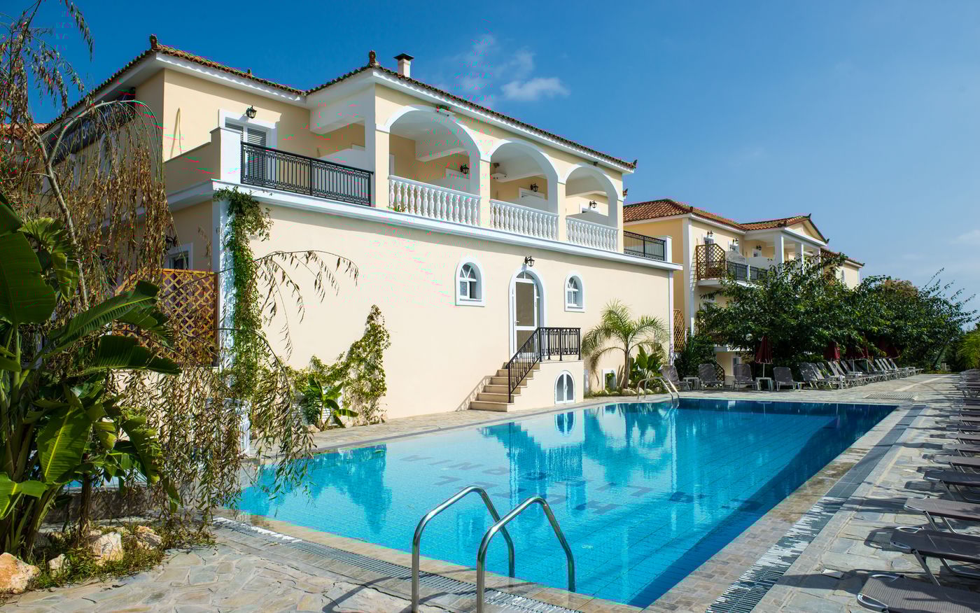 California Beach Hotel