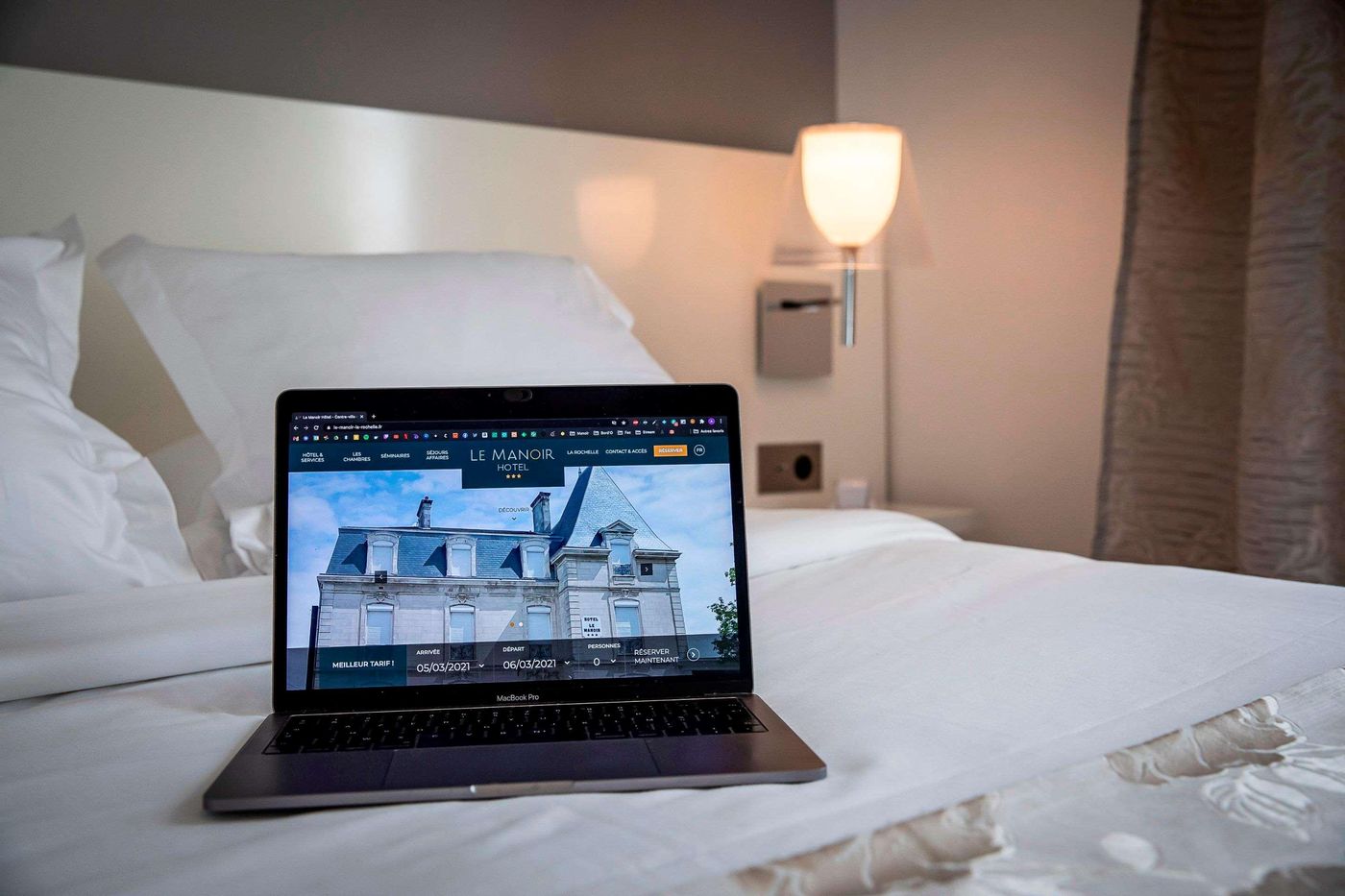 Hôtel Le Manoir-France-LA ROCHELLE-Room-5