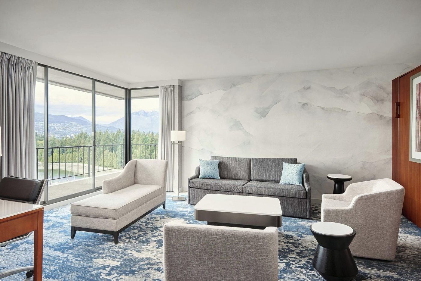 Westin-Bayshore-Vancouver-Room-18