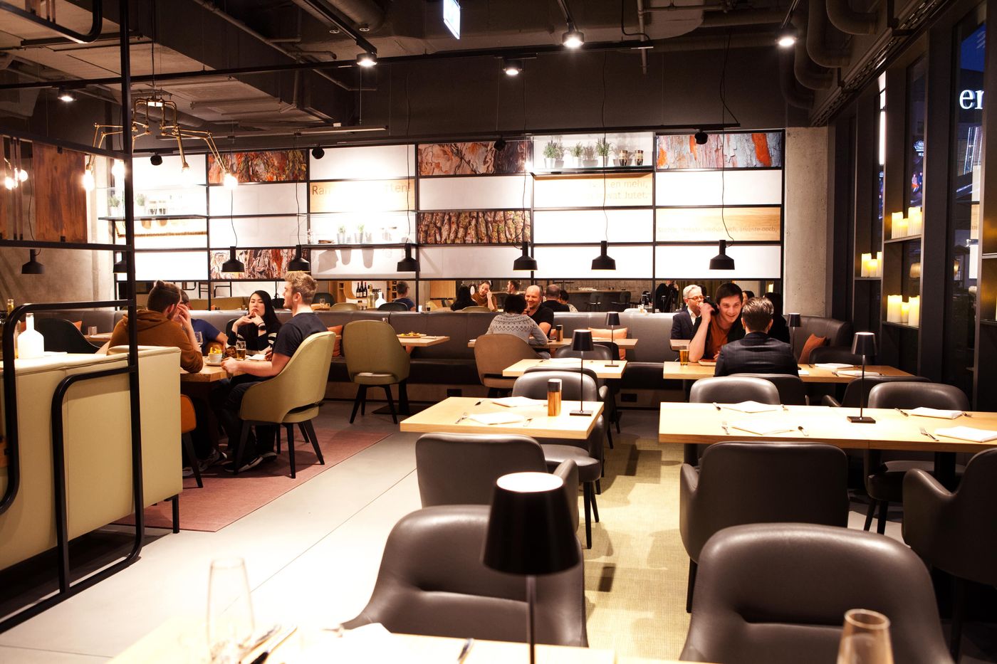 Hotel-Indigo-Berlin---East-Side-Gallery-Restaurant-47