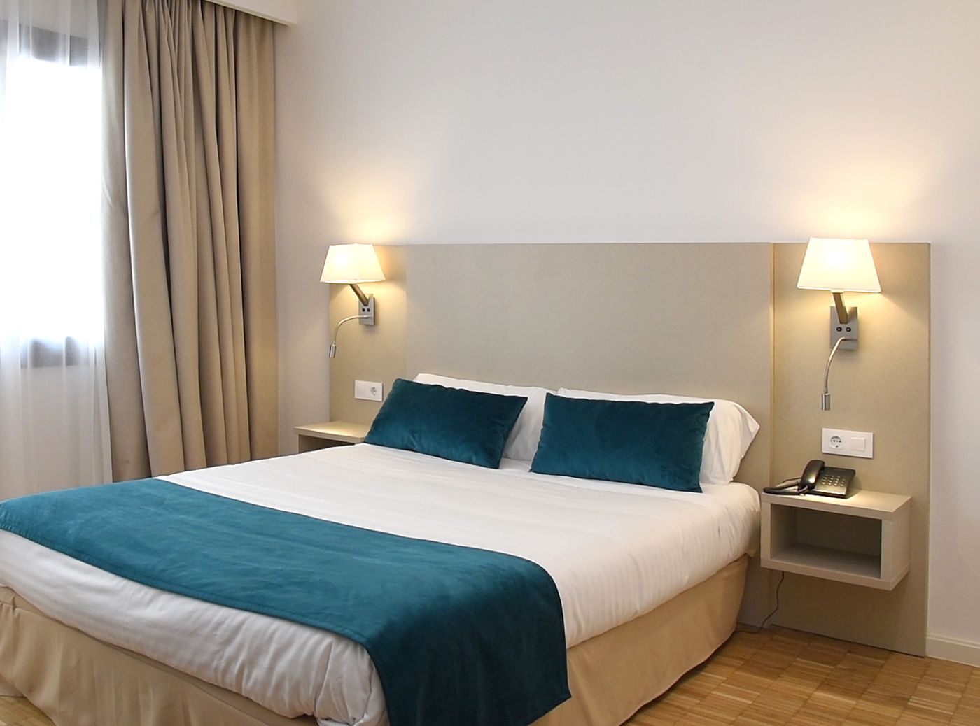 Lauria-Room-15