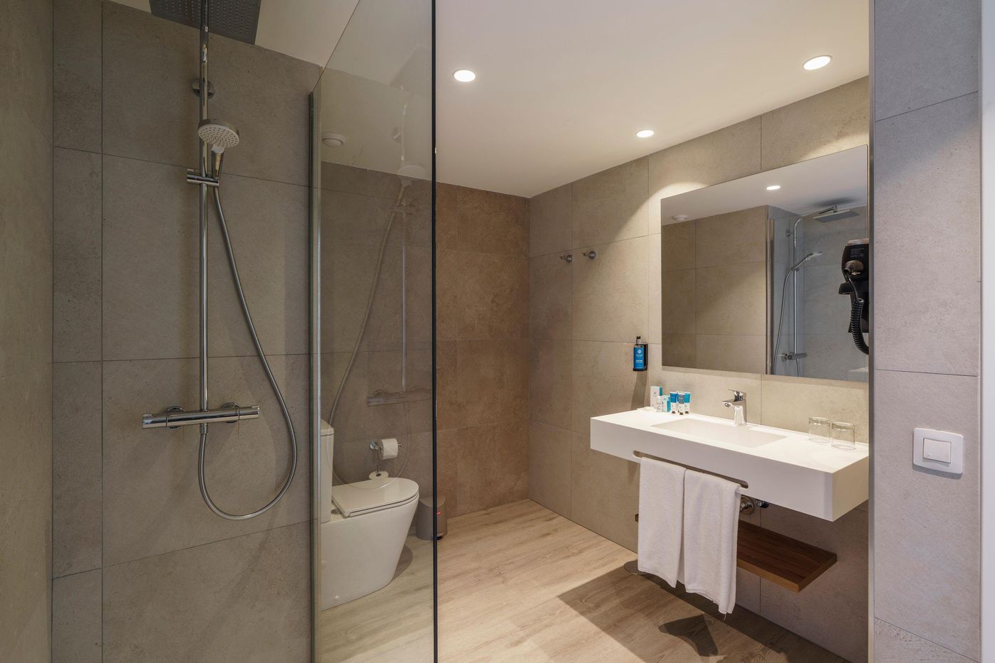 Aguamarina-Golf-Room-35