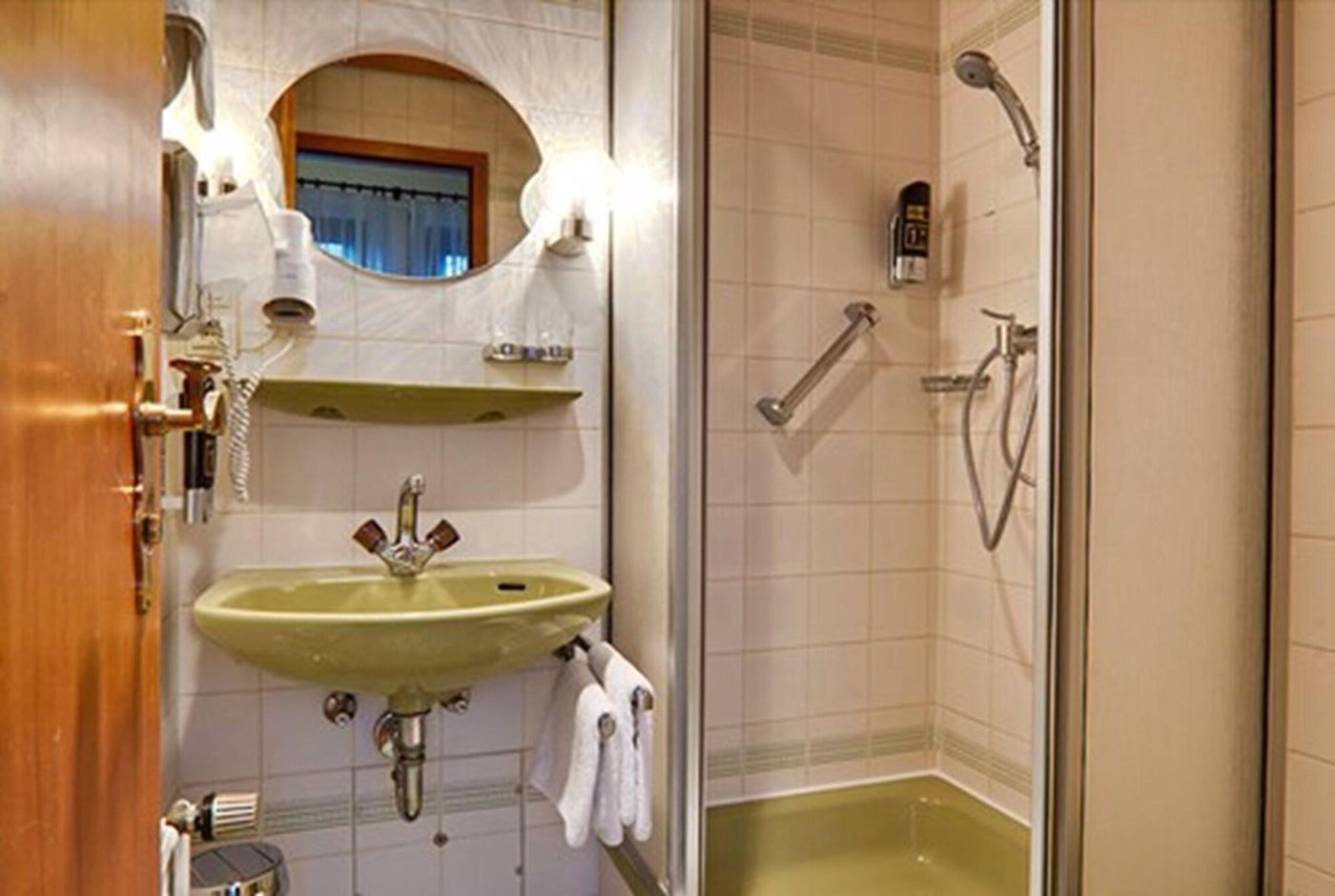 Gasthof Lamm-Germany-Weinstadt-Room-5