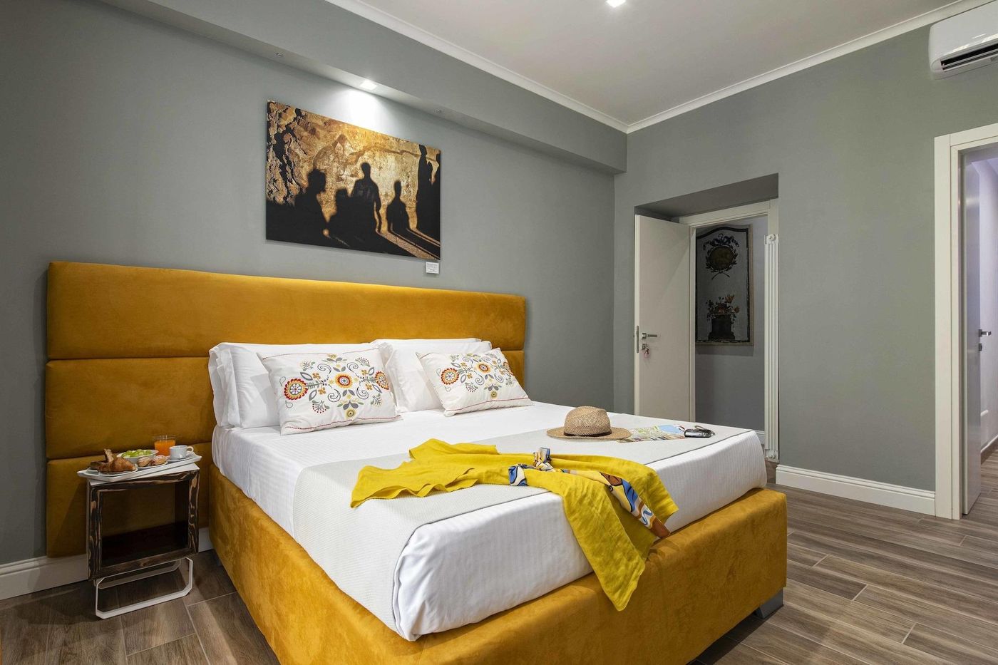 Dante Maison De Prestige - Italy - NAPLES - General view - 4