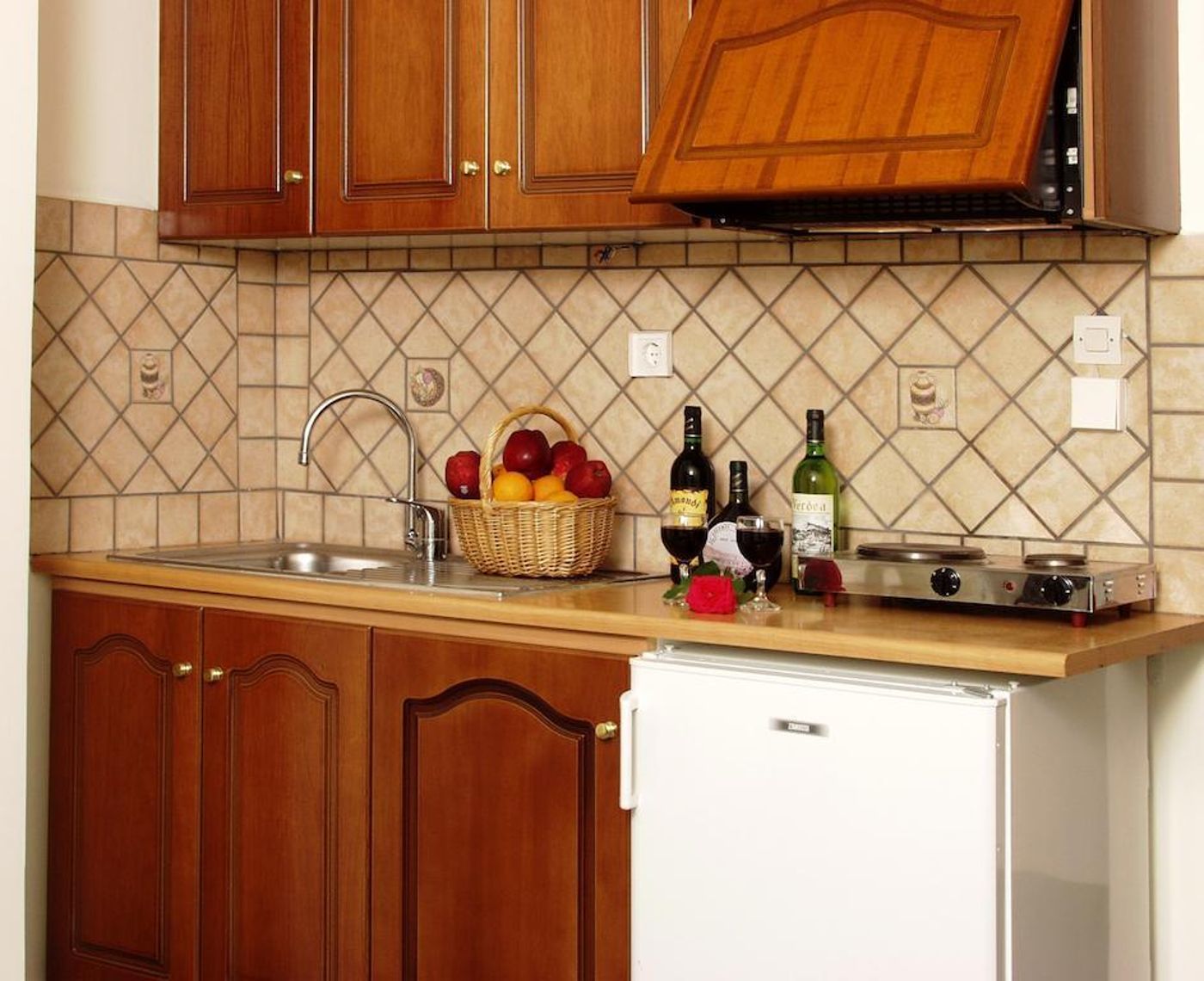 Denise-Hotel-Room-27