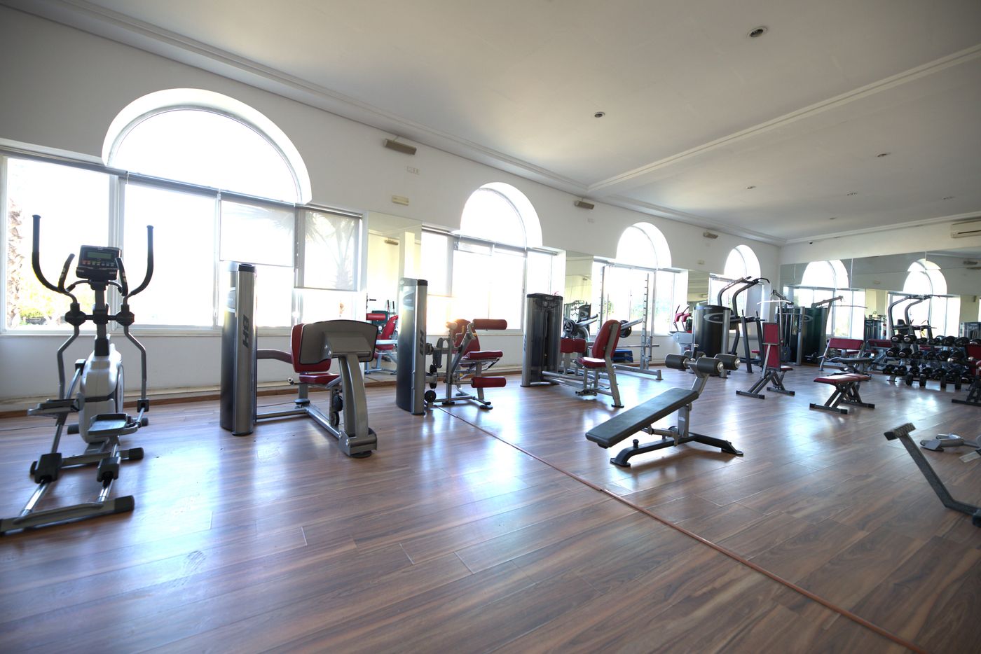 Hotel-Suite-Les-Charmilles-Sports-and-Entertainment-37