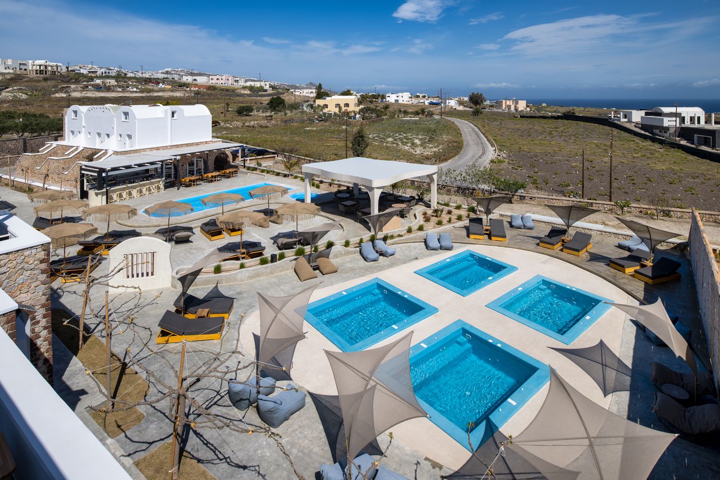 Aelia-Luxury-Suites-Pool-1